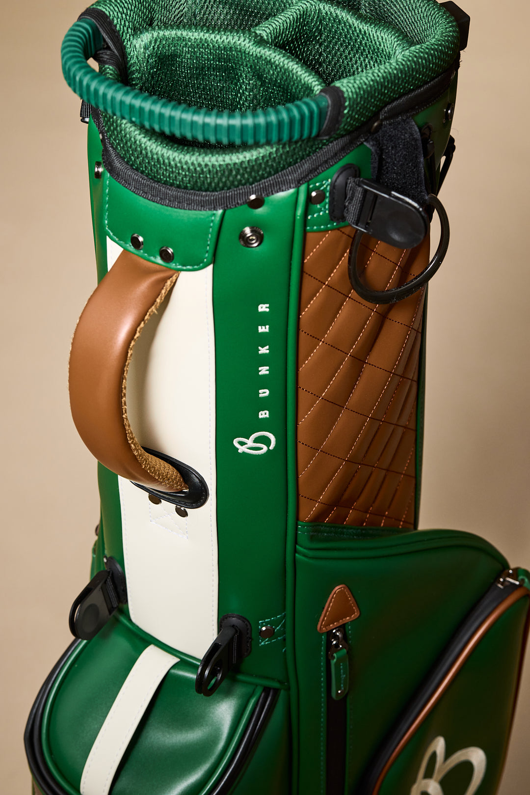 The Bunker Club Family & Friends Golf Club Bag