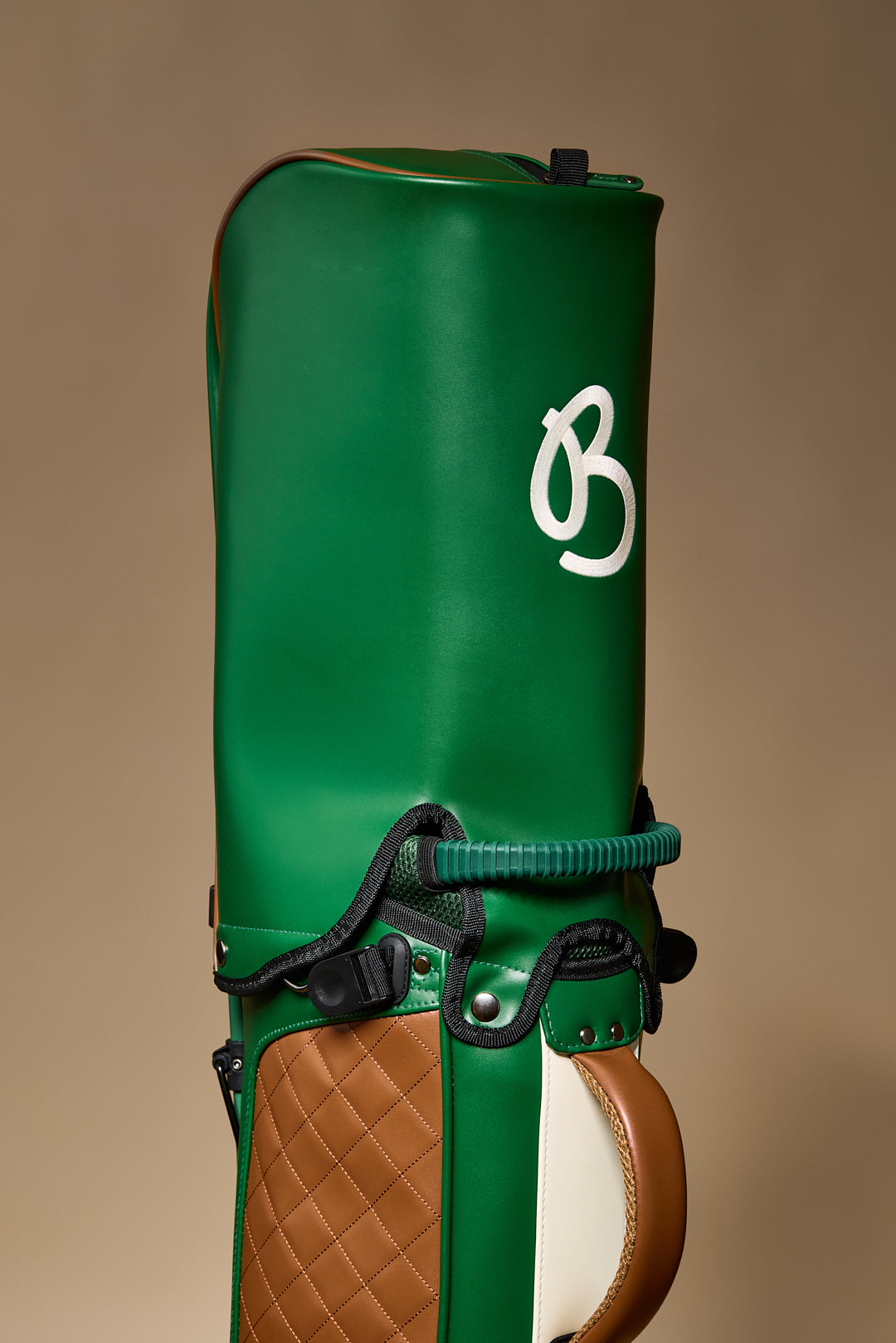 The Bunker Club Family & Friends Golf Club Bag