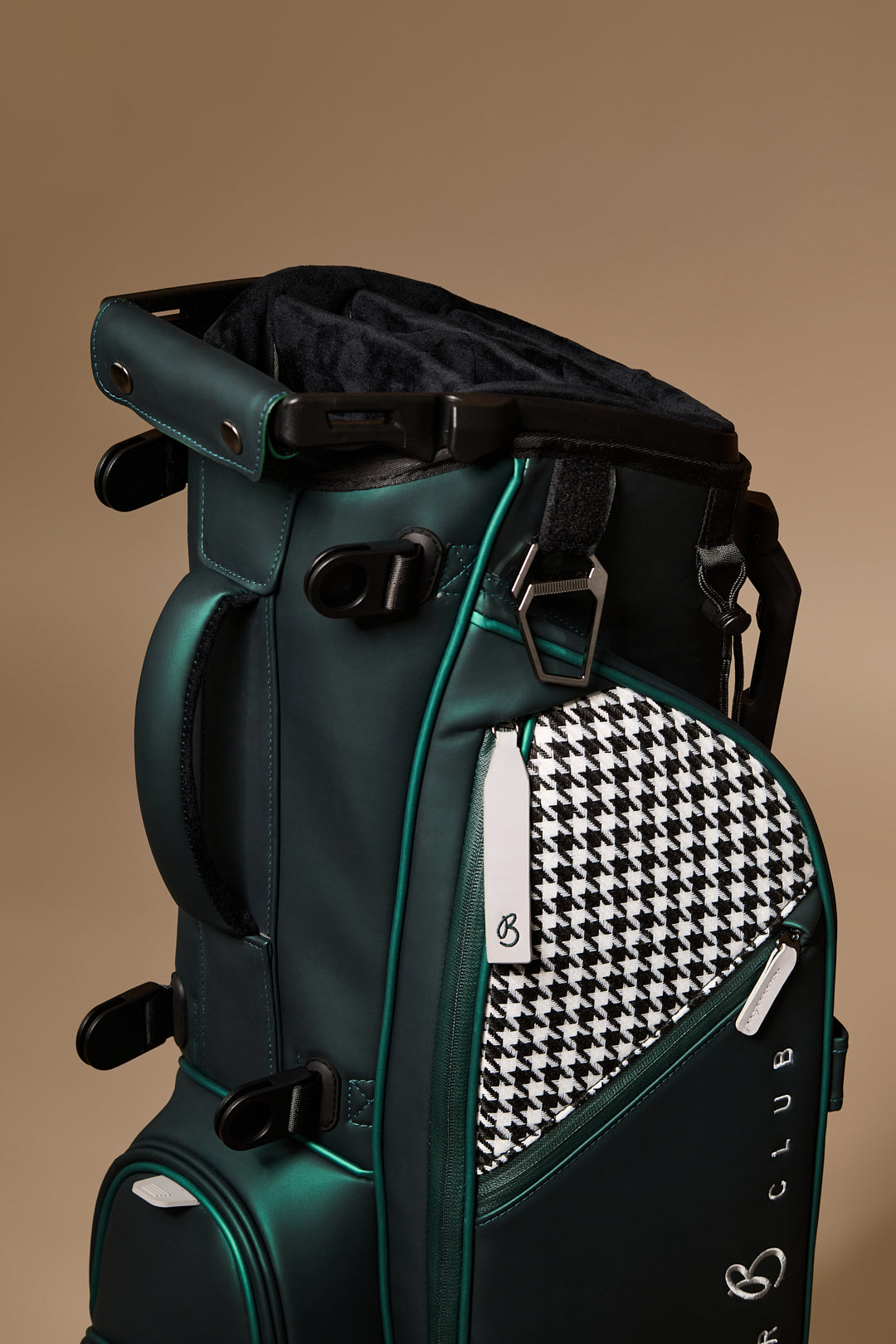 The Bunker Club Driver Series Golf Bag / Metallic Racing Green