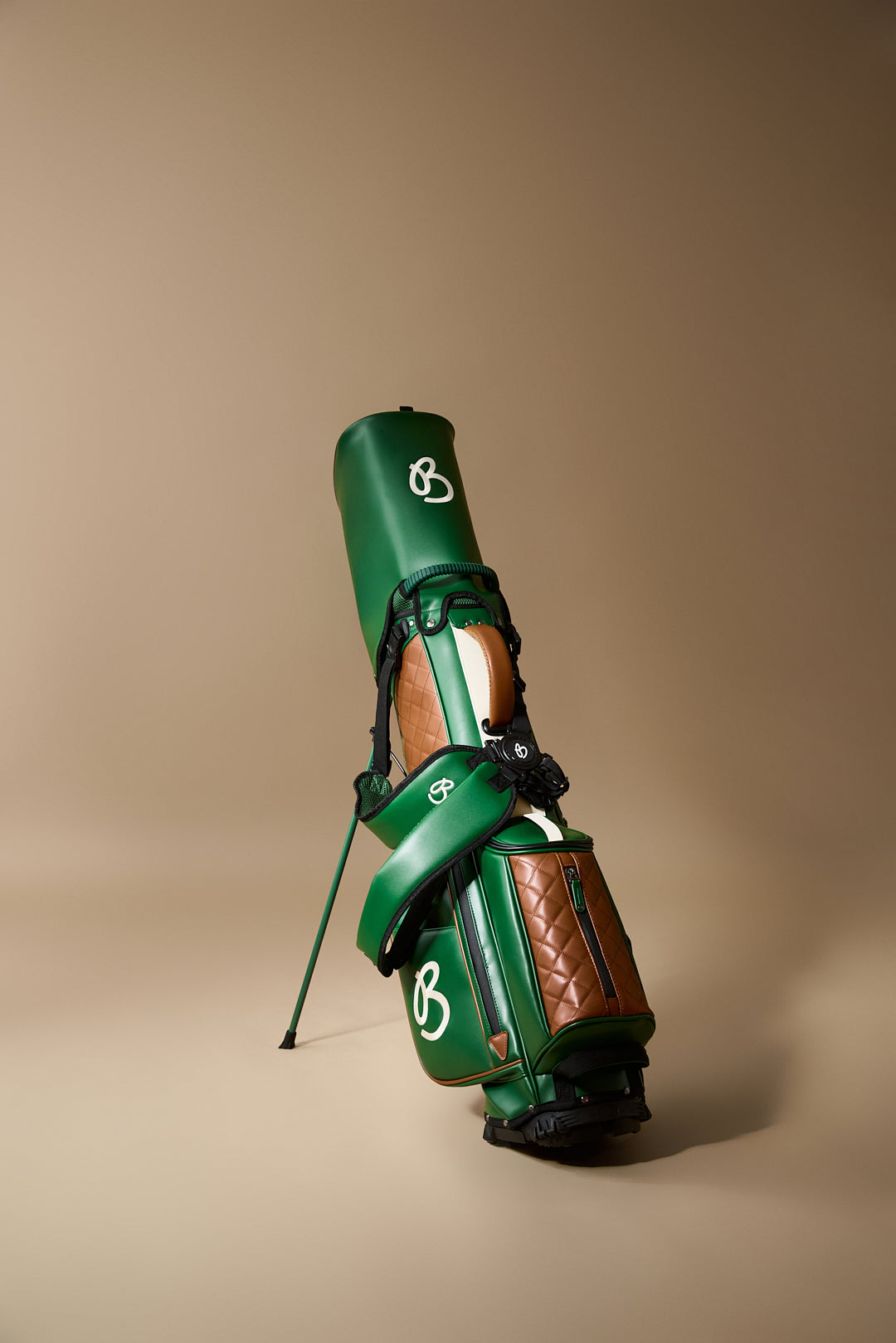The Bunker Club Family & Friends Golf Club Bag