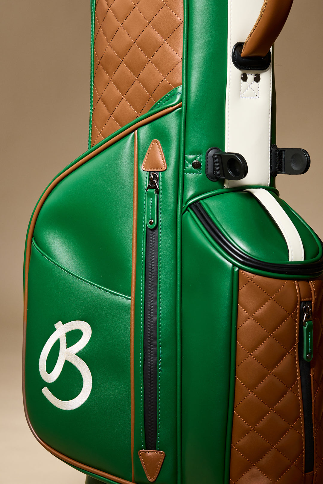The Bunker Club Family & Friends Golf Club Bag