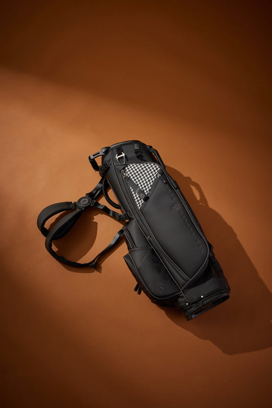 The Bunker Club Driver Series Golf Bag / Black Edition